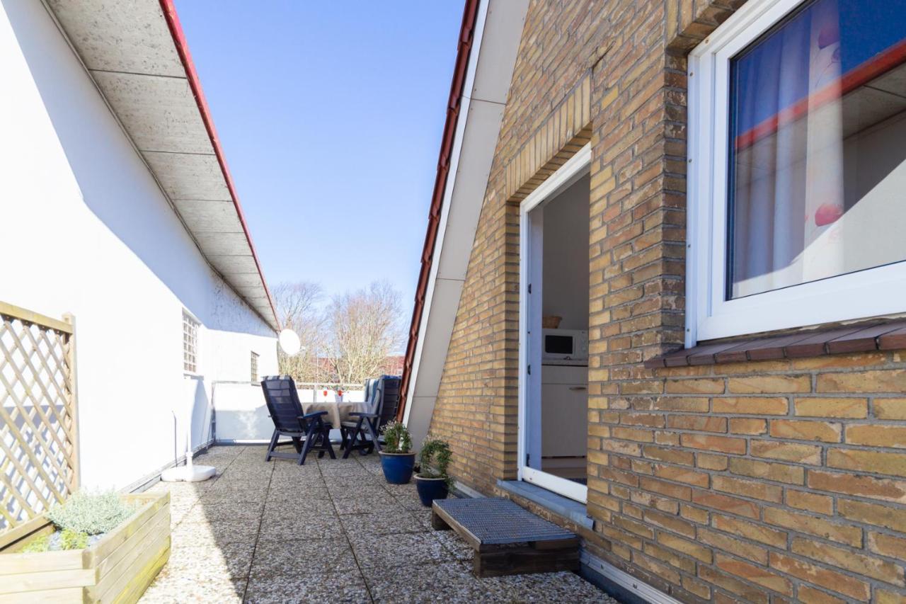 Gaestehaus Bei J.A.G. Busum Exterior photo